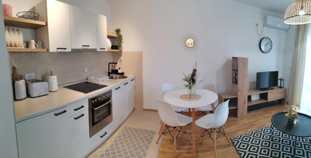 Apartman Kardas Vrnjačka Banja Exterior foto