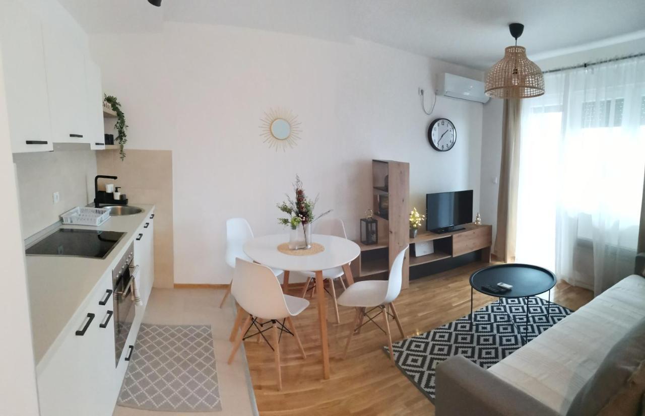Apartman Kardas Vrnjačka Banja Exterior foto